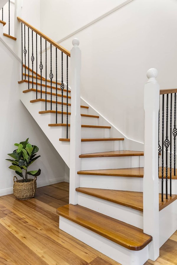 Rambardes d'escaliers : Astuces de mise en valeur de votre Intérieur